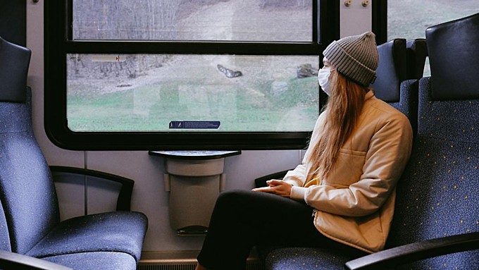 В России могут ввести QR-коды в самолётах и поездах 
