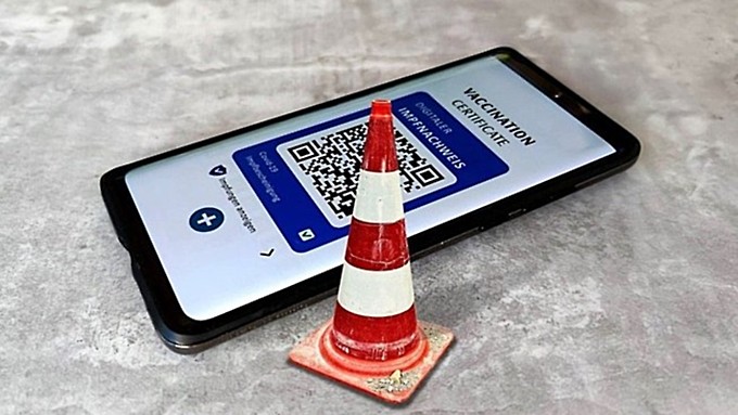 Госдума направит в регионы проект об обязательных QR-кодах до 14 декабря