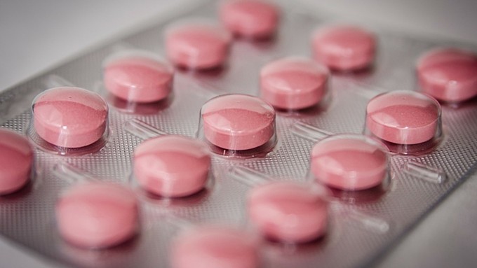 В алтайском Минздраве ничего не знают об испытаниях таблеток от Pfizer в Барнауле