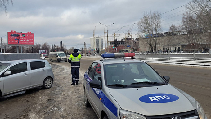 В Барнауле провели очередной рейд по соблюдению масочного режима в транспорте