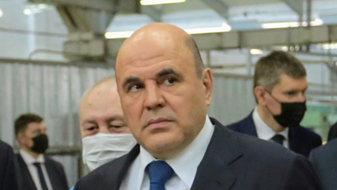 Михаил Мишустин пообещал продумать QR-коды для переболевших коронавирусом в лёгкой форме