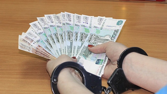 Алтайский ветеринар три года брал взятки от бизнесмена и не осматривал его товары