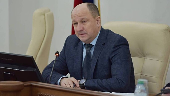 "Должны быть более оперативными". Руководитель алтайских единороссов в АКЗС о бюджете-2022