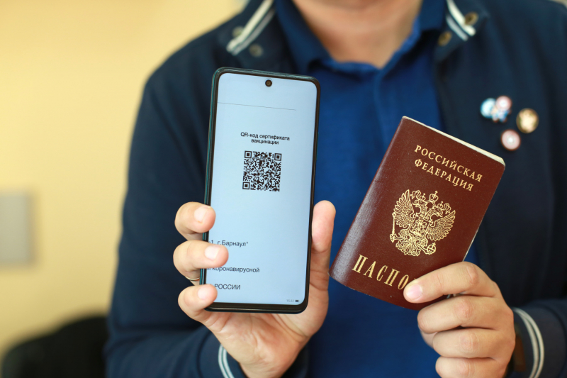 Поставил прививку, а потом заболел ковидом. Что будет с моим QR-кодом?