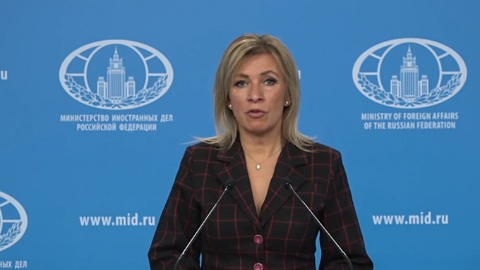 МИД призвал россиян не забывать о возможной отмене международных рейсов