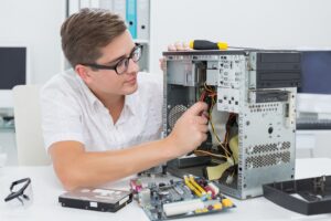 Ремонт компьютеров: когда обращаться в сервисный центр