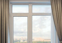 Пластиковый балконный блок: преимущества и особенности